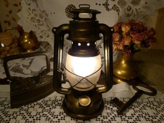 Керосиновая лампа — электросветильник