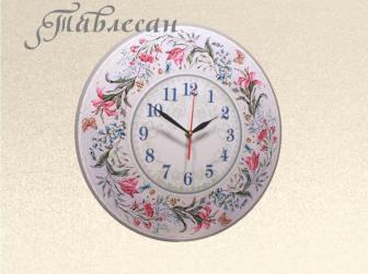 Часы настенные «Первоцветный романс» круглые в стиле прованс