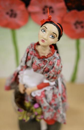 Кукла «Цветочница Эльза»