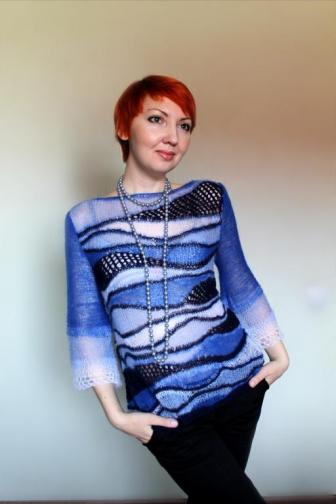 Авторский вязаный пуловер «Фейри в синих облаках»