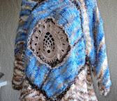 Авторский пуловер «Крем брюле и голубой лёд»