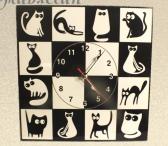Часы «Черная кошка — белый кот»
