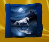 Декоративная подушка Единорог под Луной